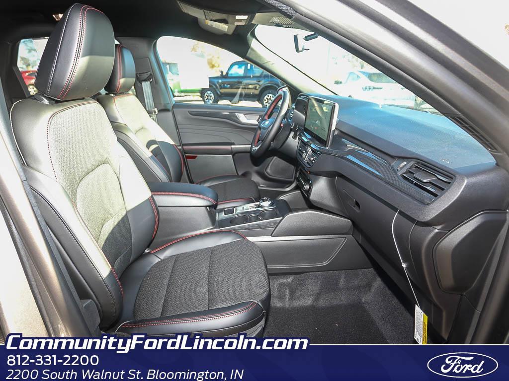 new 2026 Ford Escape car, priced at $33,039