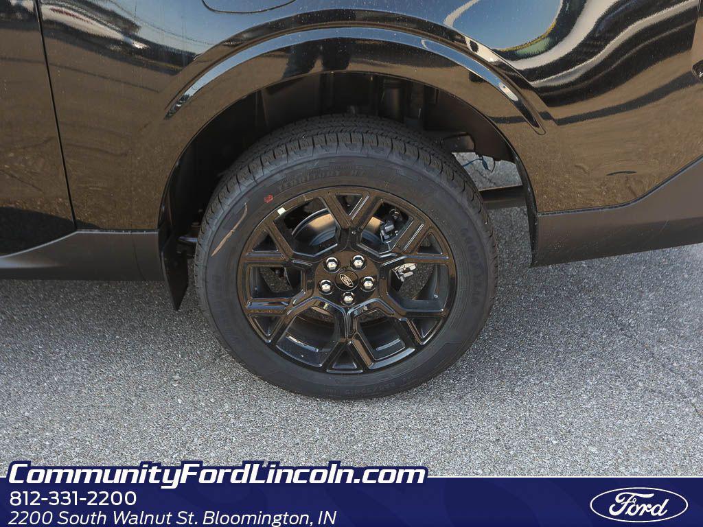 new 2025 Ford Maverick car, priced at $40,047