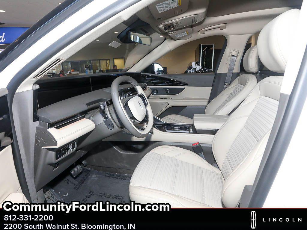 new 2025 Lincoln Nautilus car, priced at $65,731