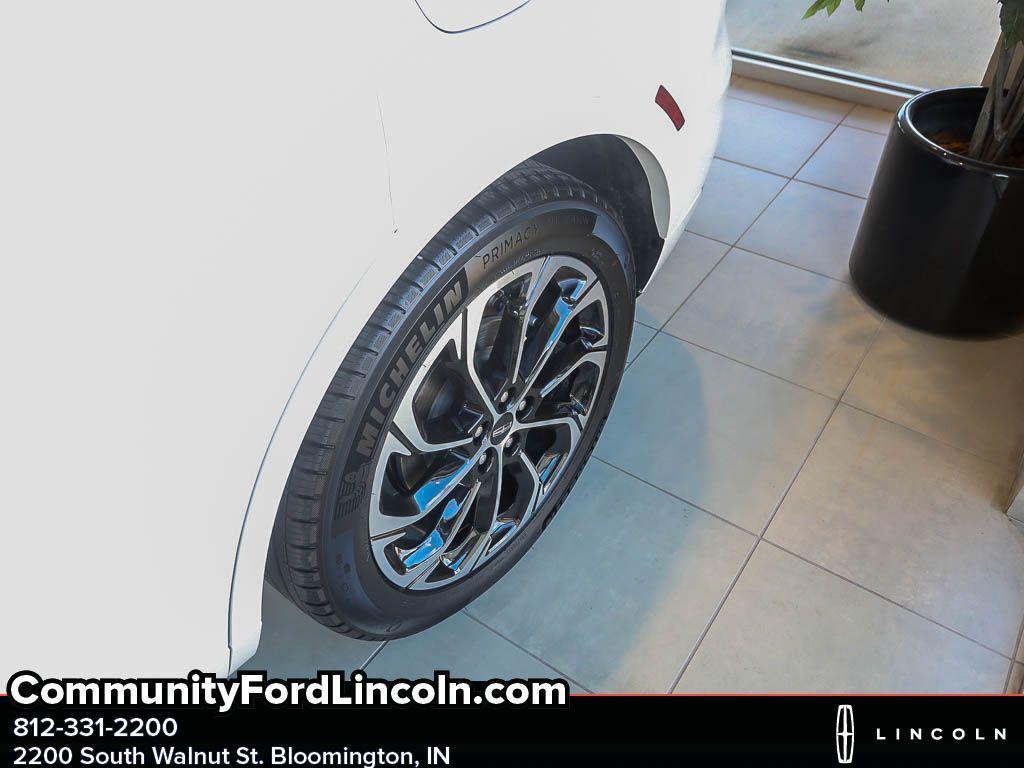 new 2025 Lincoln Nautilus car, priced at $65,731