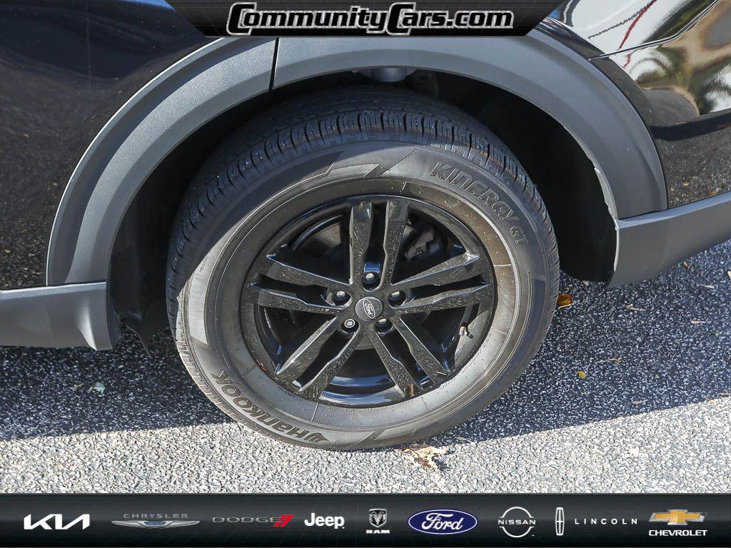 used 2023 Ford Explorer car, priced at $31,000