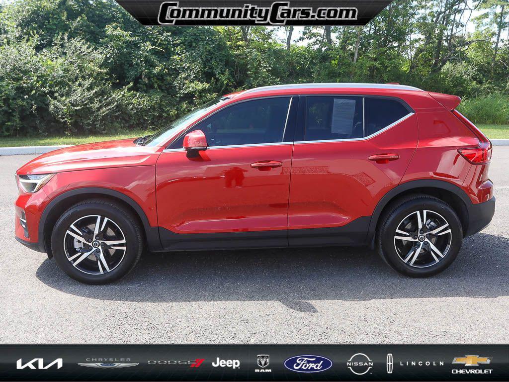 used 2023 Volvo XC40 car, priced at $29,800
