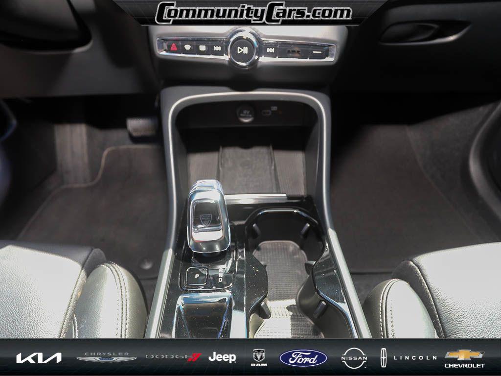 used 2023 Volvo XC40 car, priced at $29,800