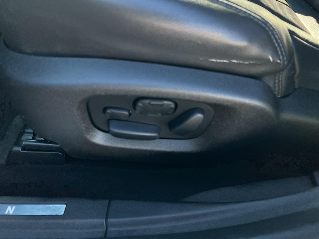 used 2015 Lincoln MKS car, priced at $13,500