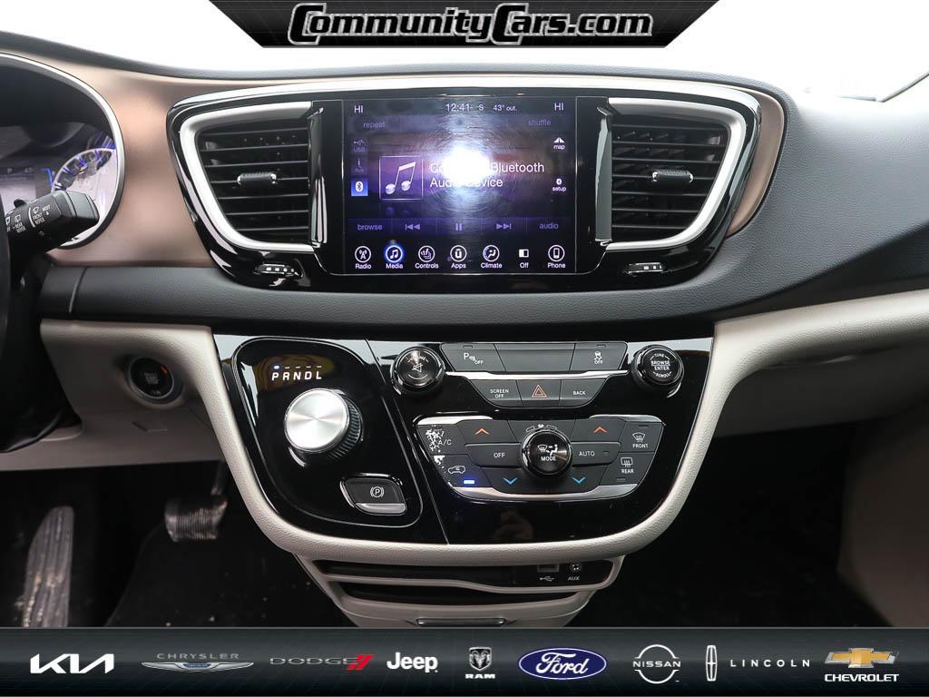 used 2017 Chrysler Pacifica car, priced at $10,600