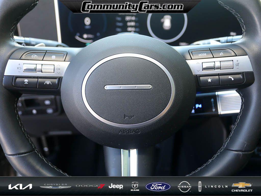 used 2025 Hyundai TUCSON Hybrid car, priced at $31,000