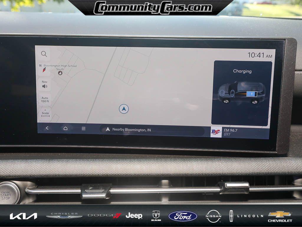 used 2025 Hyundai TUCSON Hybrid car, priced at $31,000