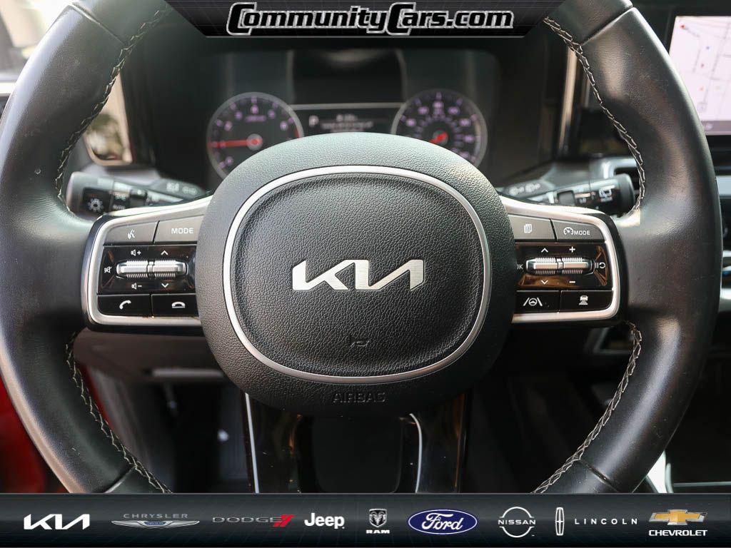 used 2022 Kia Sorento car, priced at $21,860