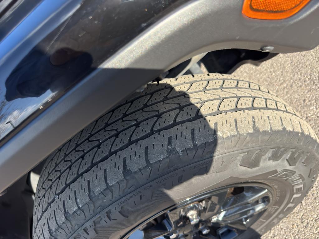 used 2023 Jeep Gladiator car, priced at $27,750