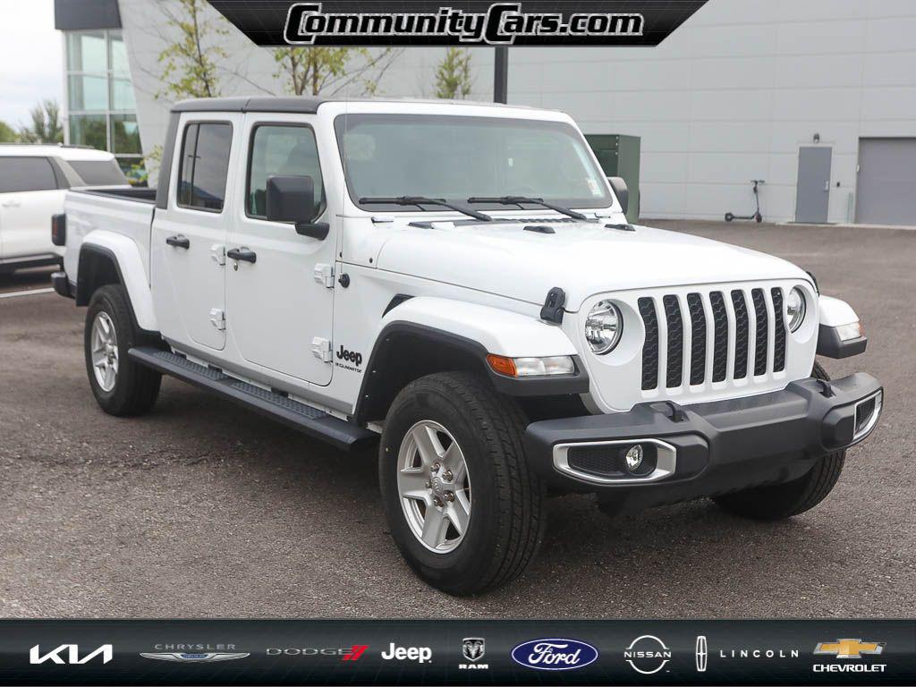 used 2023 Jeep Gladiator car, priced at $32,790
