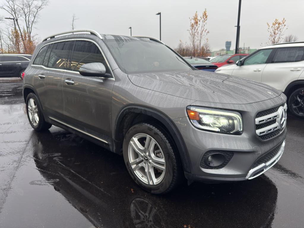 used 2021 Mercedes-Benz GLB 250 car, priced at $27,319