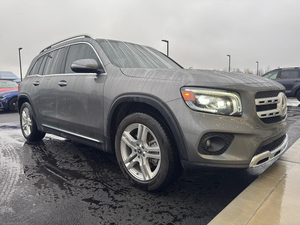 used 2021 Mercedes-Benz GLB 250 car, priced at $27,319