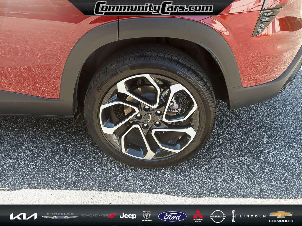 used 2025 Chevrolet Trax car, priced at $26,000