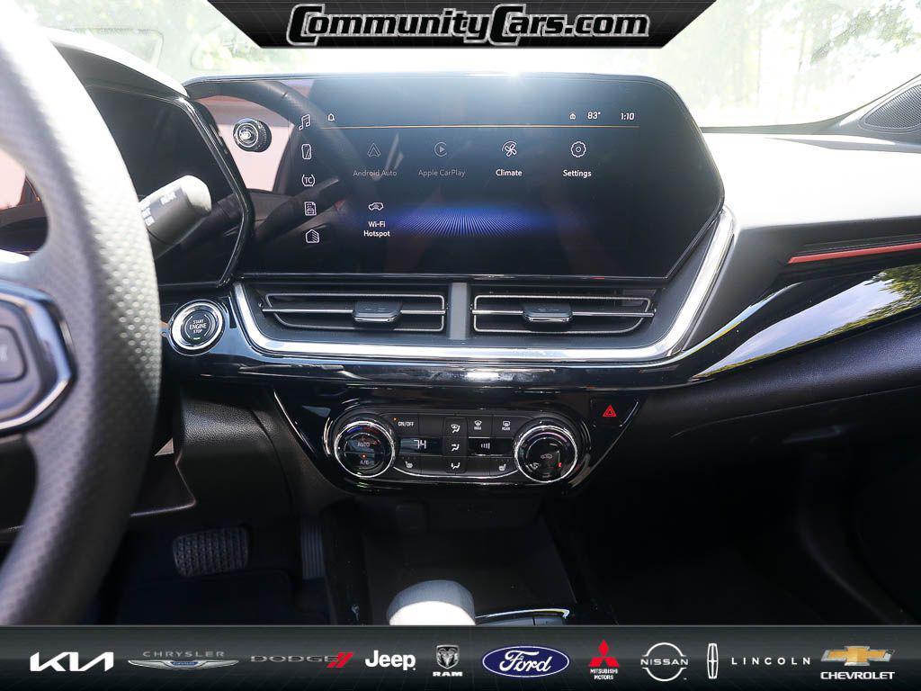 used 2025 Chevrolet Trax car, priced at $26,000