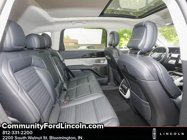 new 2025 Lincoln Nautilus car, priced at $63,390