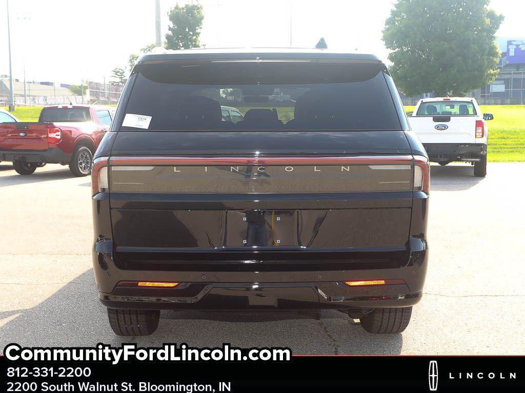 new 2025 Lincoln Navigator car, priced at $104,400
