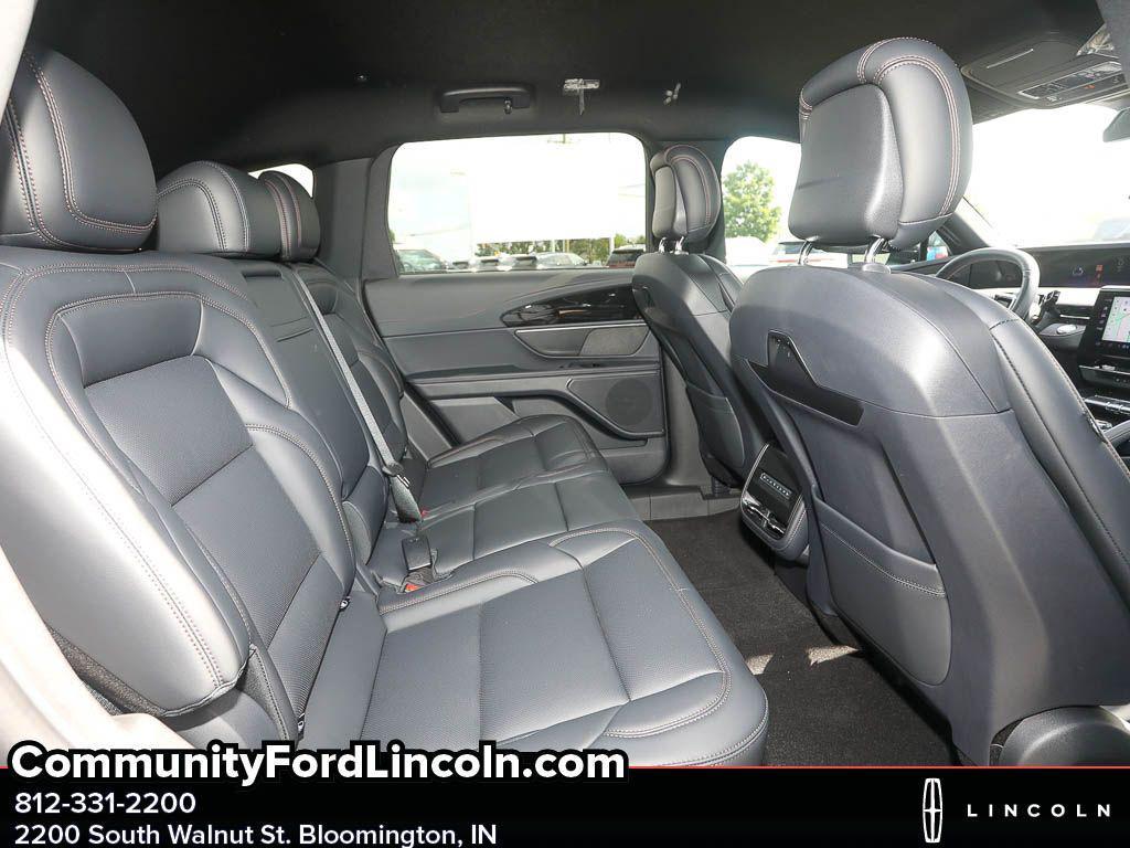 new 2025 Lincoln Nautilus car, priced at $58,138
