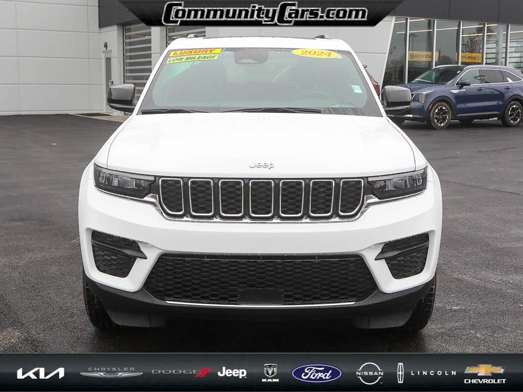 used 2024 Jeep Grand Cherokee car, priced at $27,801