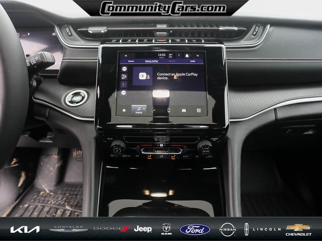 used 2024 Jeep Grand Cherokee car, priced at $27,801