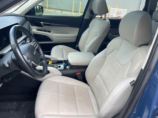 used 2023 Kia Telluride car, priced at $33,000