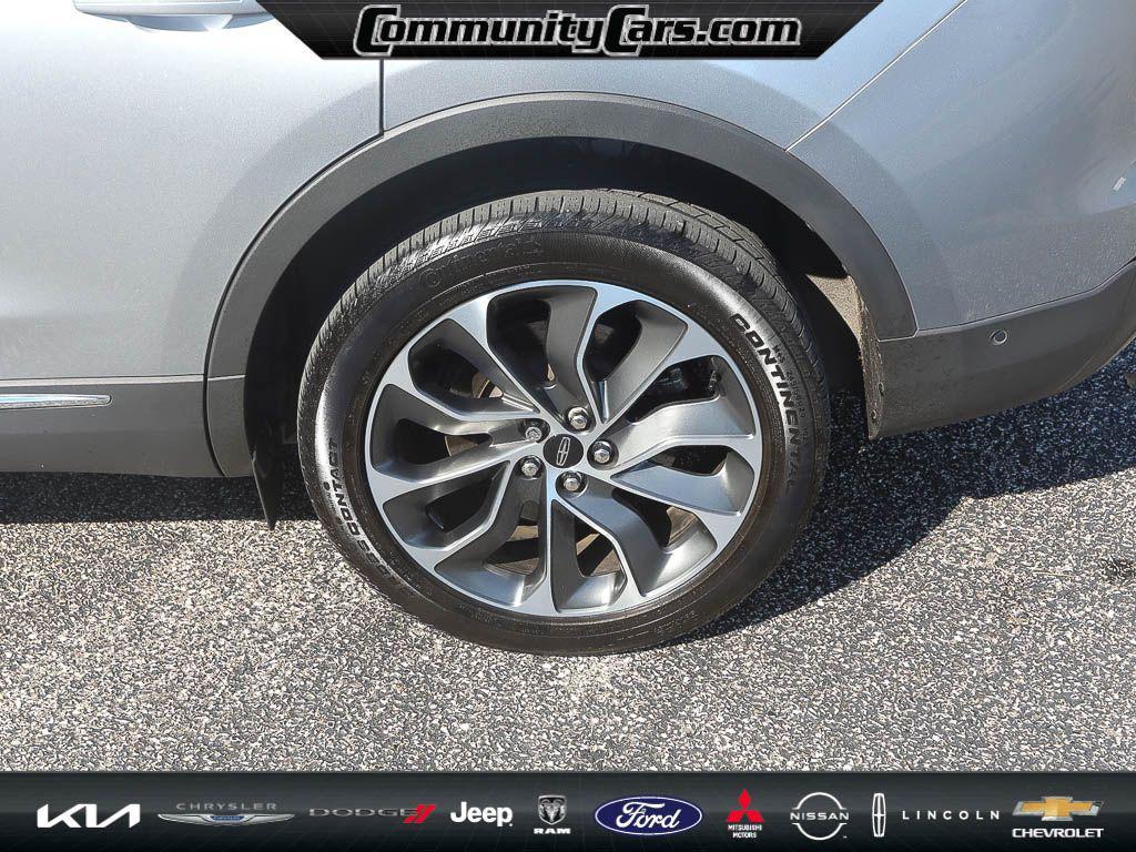used 2023 Lincoln Nautilus car, priced at $38,690