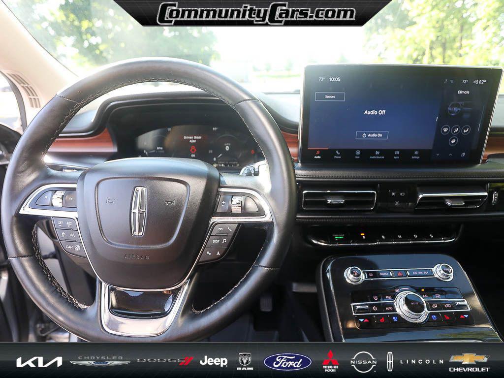 used 2023 Lincoln Nautilus car, priced at $38,690