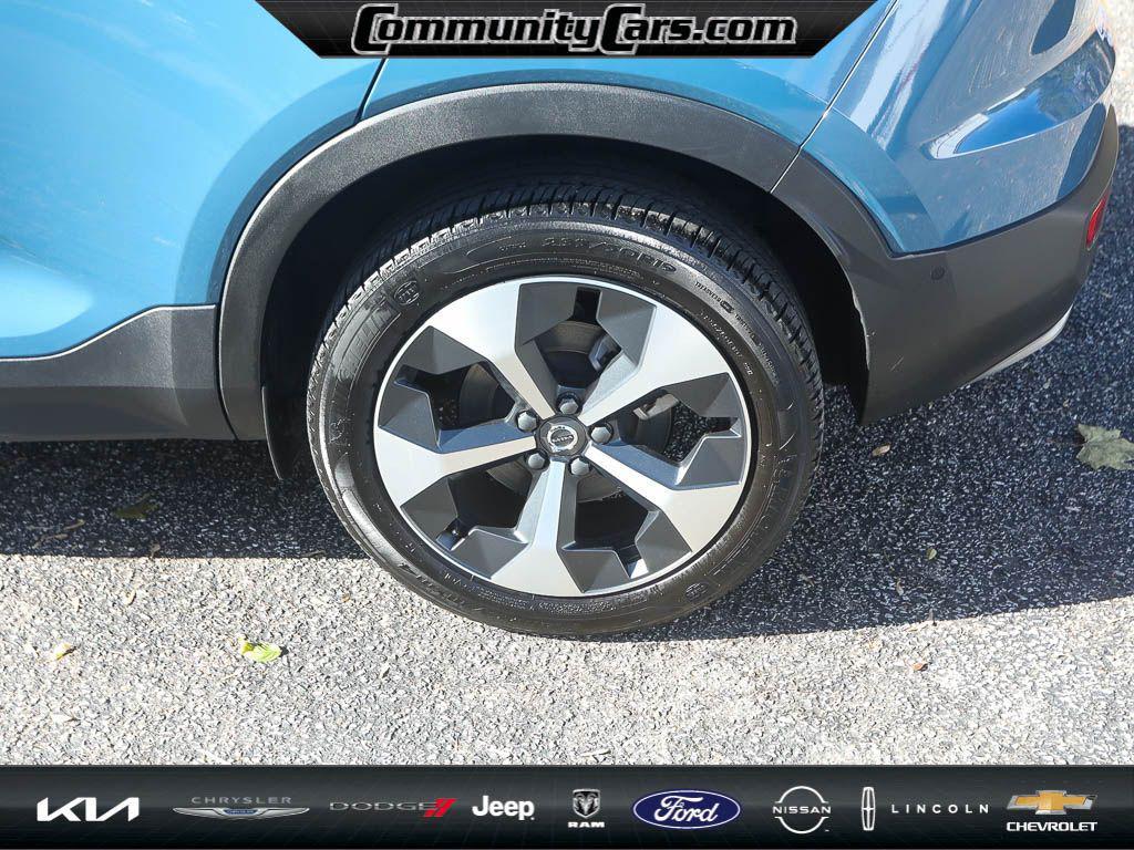 used 2024 Volvo XC40 car, priced at $33,000