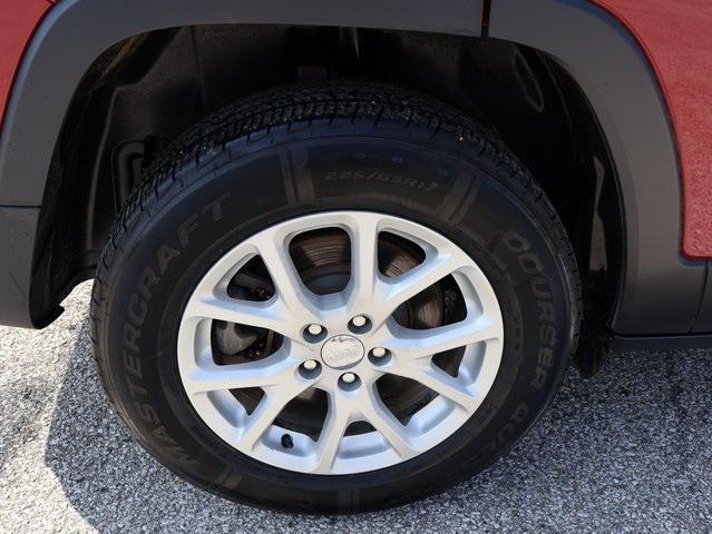 used 2017 Jeep Cherokee car, priced at $7,500