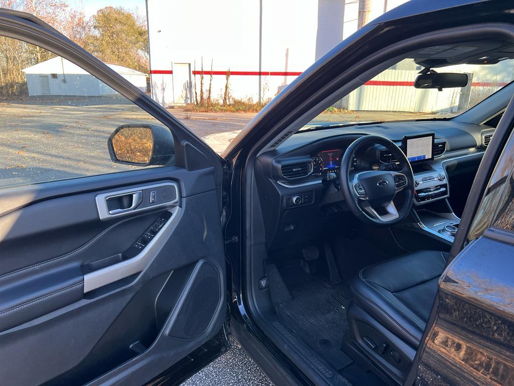 used 2022 Ford Explorer car, priced at $32,750