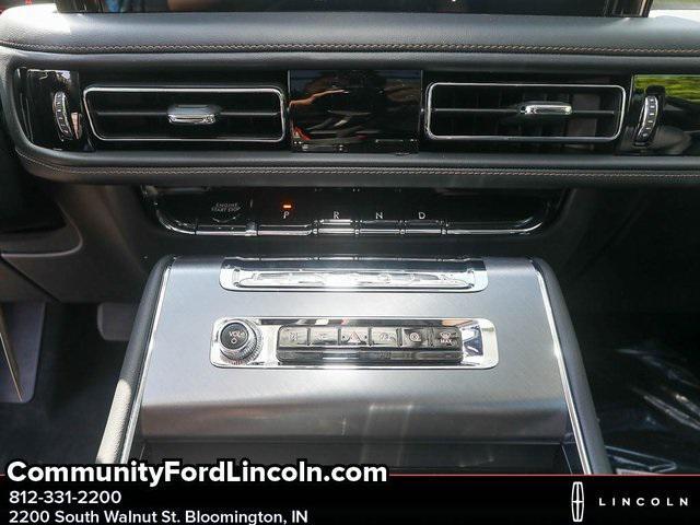 new 2025 Lincoln Aviator car, priced at $61,255