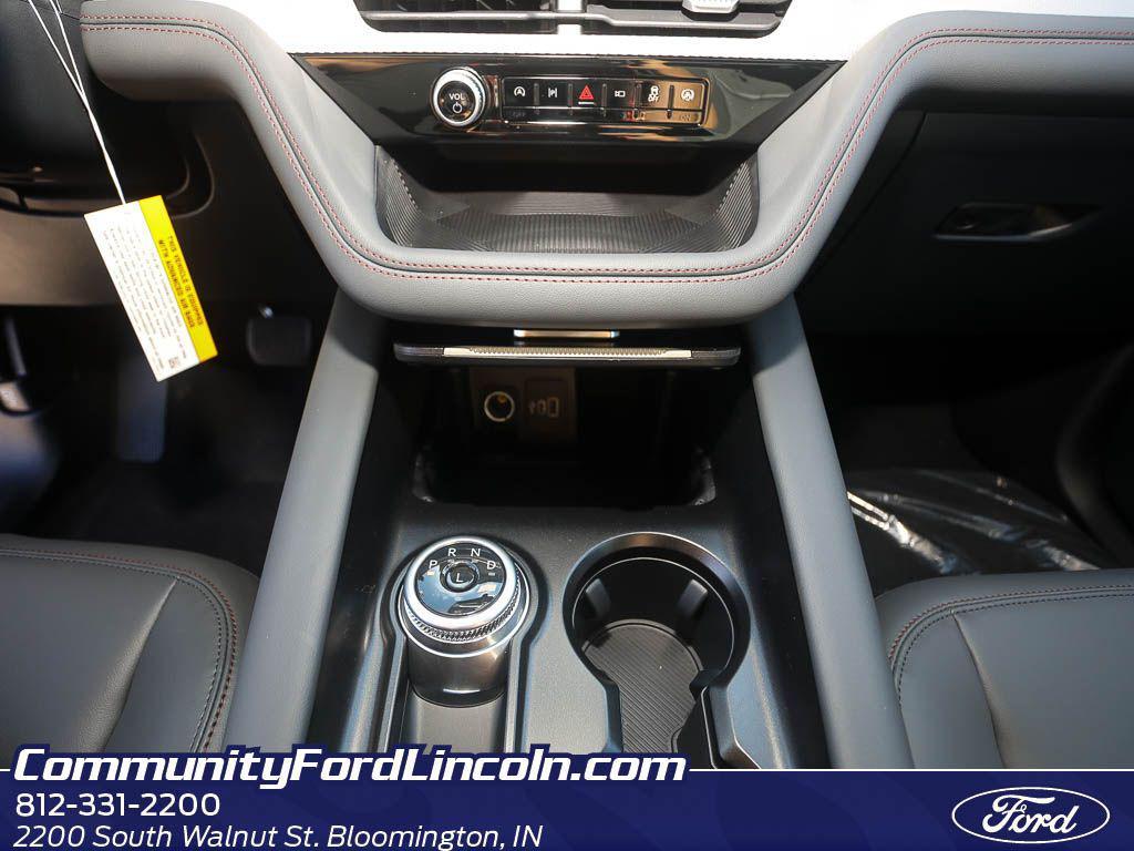 new 2025 Ford Explorer car, priced at $47,222