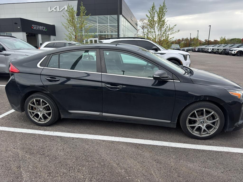 used 2017 Hyundai Ioniq Hybrid car, priced at $10,364