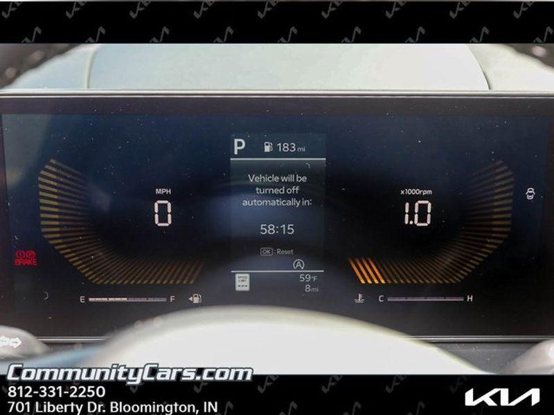 used 2025 Kia Sorento car, priced at $35,600