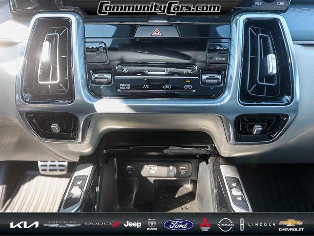 used 2023 Kia Sorento Plug-In Hybrid car, priced at $41,800