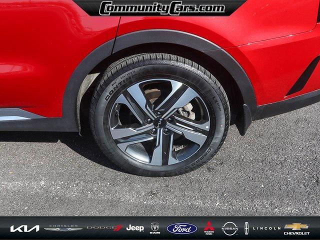used 2023 Kia Sorento Plug-In Hybrid car, priced at $41,800