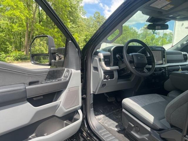 new 2025 Ford F-350 car, priced at $77,875