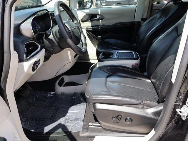 used 2022 Chrysler Pacifica car, priced at $22,250