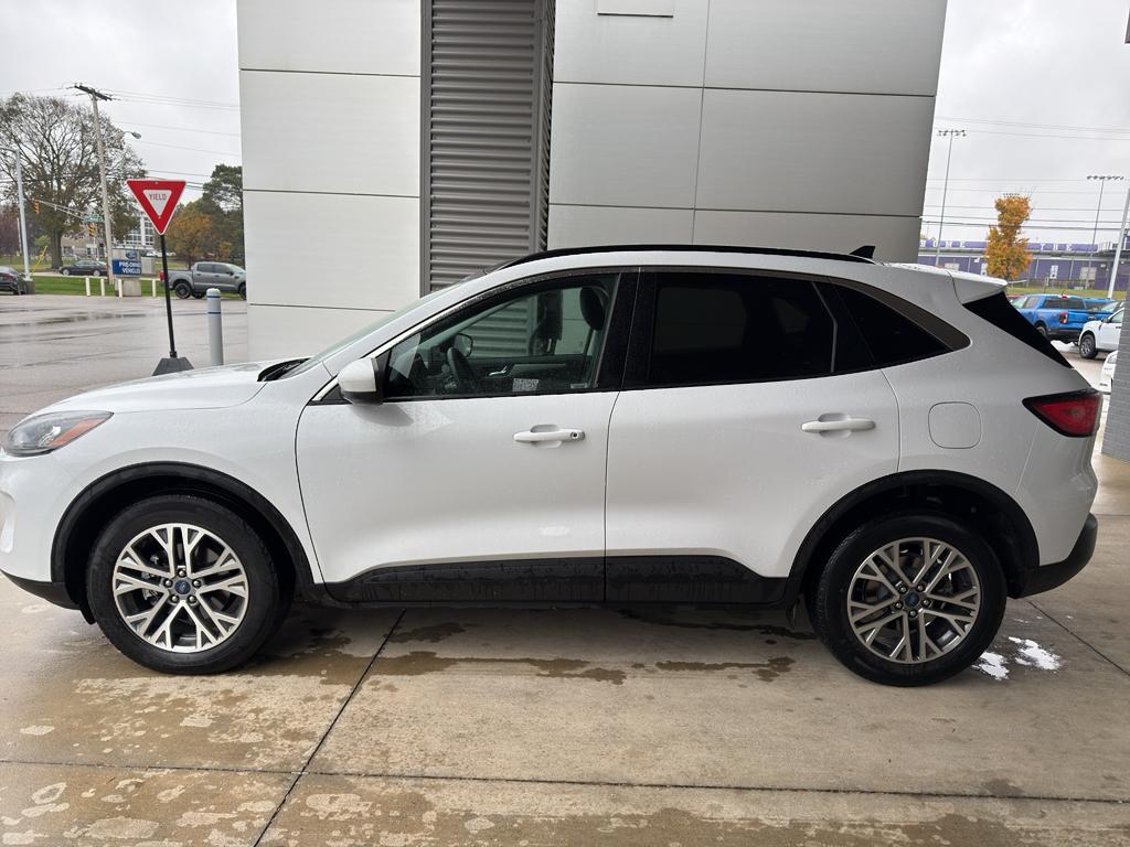 used 2022 Ford Escape car, priced at $21,000