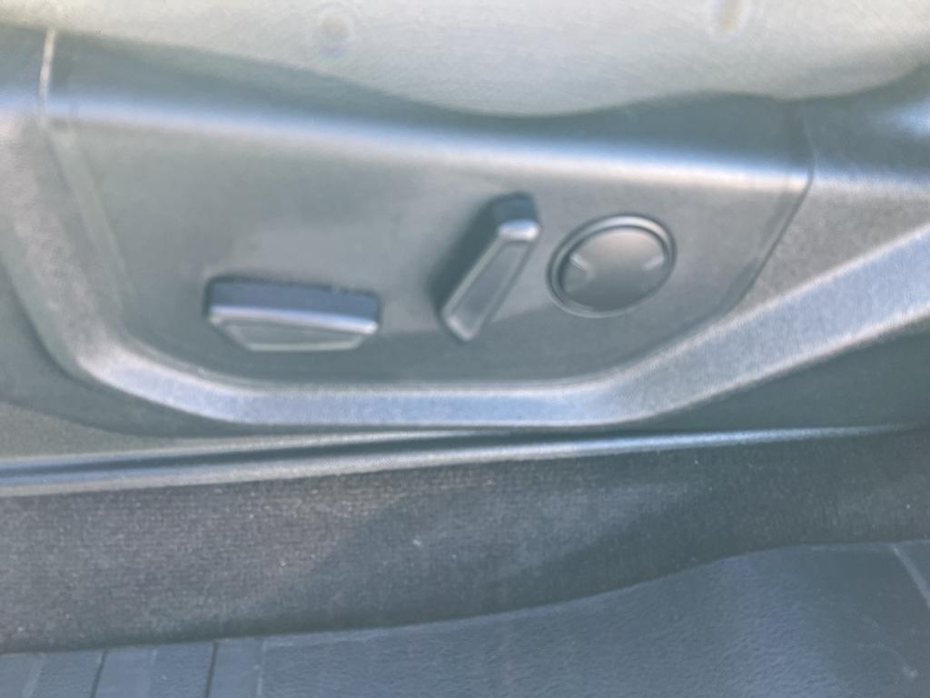 used 2019 Ford F-150 car, priced at $22,000