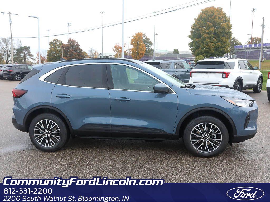 new 2026 Ford Escape PHEV car, priced at $31,993