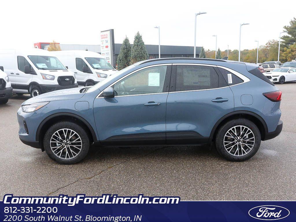 new 2026 Ford Escape PHEV car, priced at $31,993