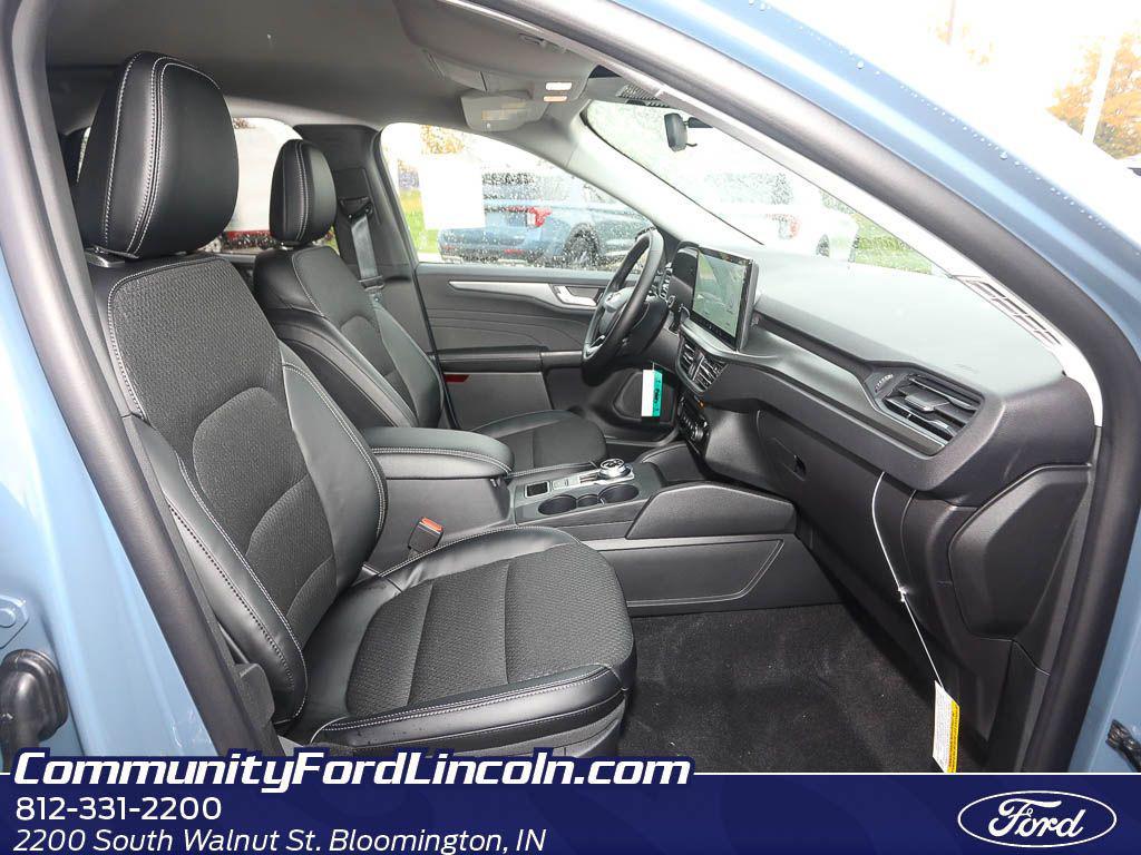 new 2026 Ford Escape PHEV car, priced at $31,993