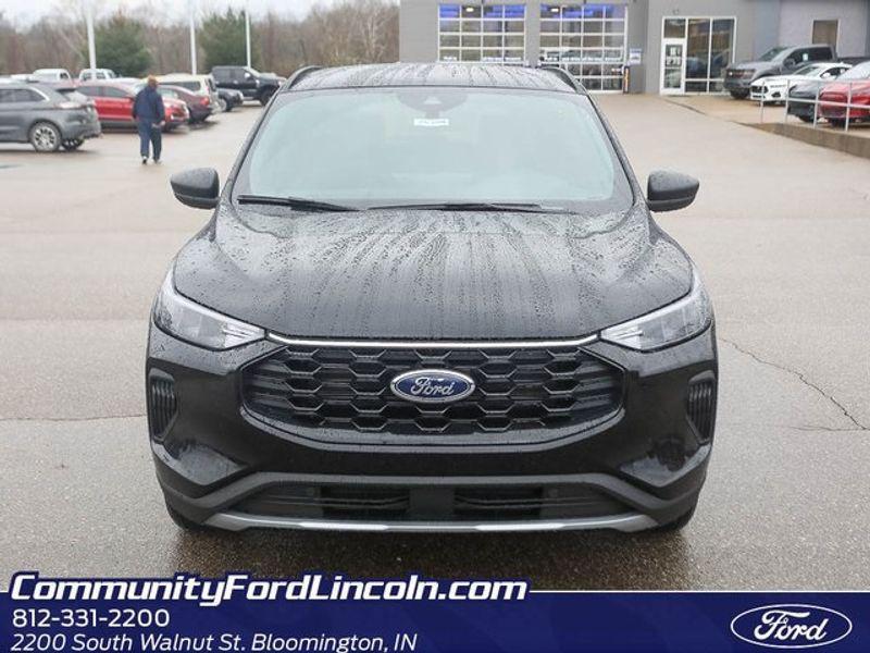 new 2025 Ford Escape car, priced at $29,500