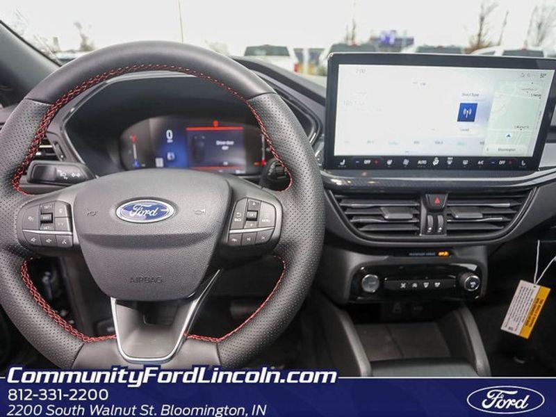 new 2025 Ford Escape car, priced at $29,500