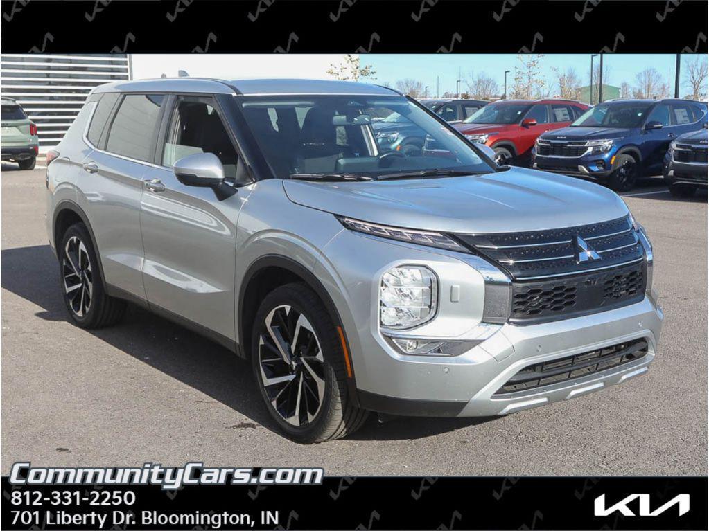 used 2024 Mitsubishi Outlander car, priced at $23,000
