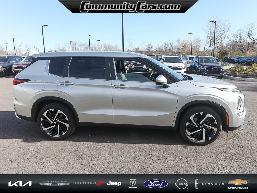 used 2024 Mitsubishi Outlander car, priced at $23,000