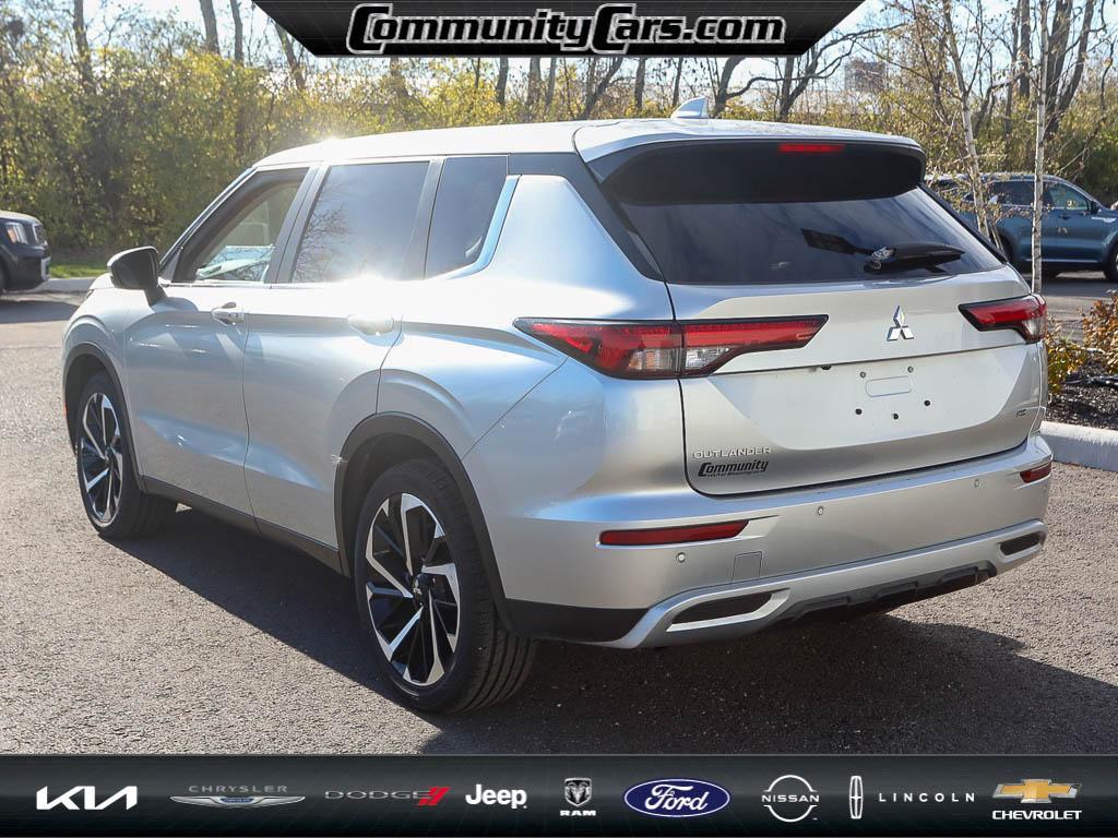used 2024 Mitsubishi Outlander car, priced at $23,000
