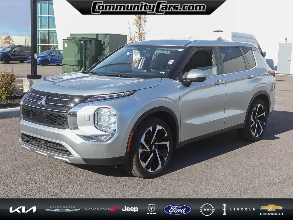 used 2024 Mitsubishi Outlander car, priced at $23,000