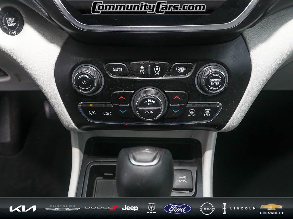 used 2019 Jeep Cherokee car, priced at $9,500