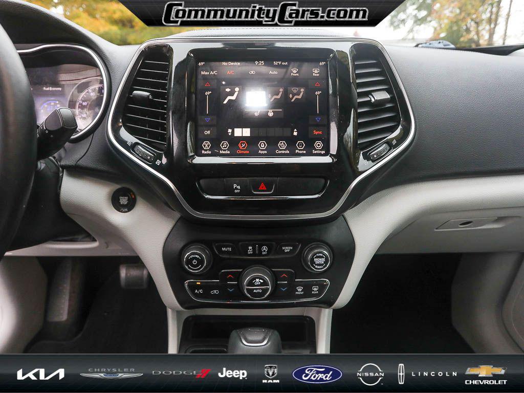 used 2019 Jeep Cherokee car, priced at $9,500